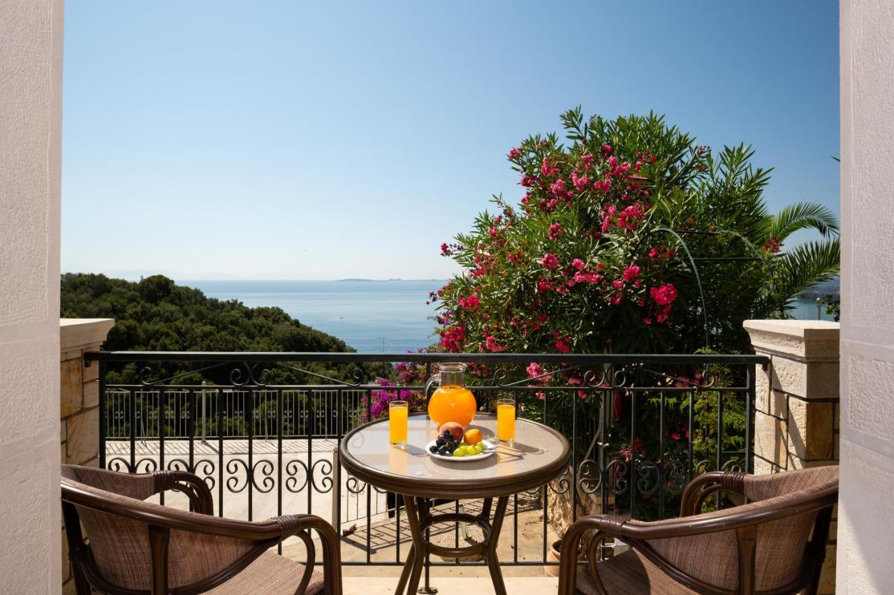 Adriana Sea View Villa Ipsos Luaran gambar